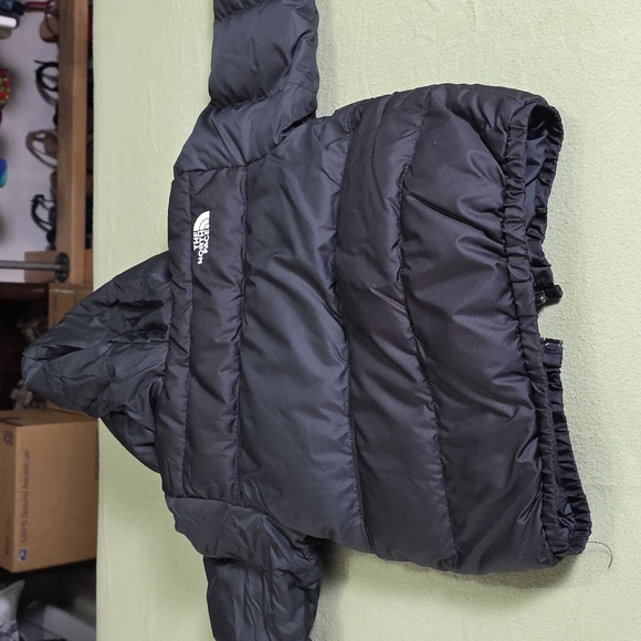 The North Face Charcoal Hooded Jacket - Size 2T (Toddler) - Picture 5 of 5